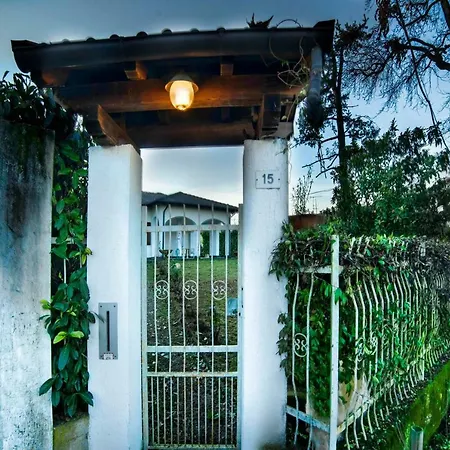 Ritratto Sul B&B 도멜레토