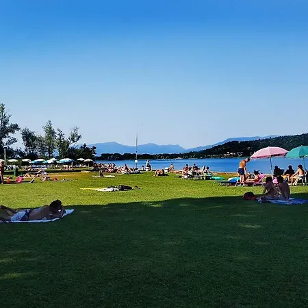 Ritratto Sul Alojamento de Acomodação e Pequeno-almoço Dormelletto